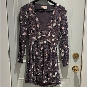 Aritzia Floral Long Sleeve Dress